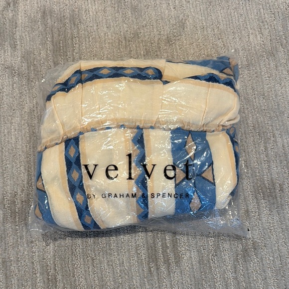 Velvet Kelly Embroidered Mini Dress NWT - Picture 12 of 12